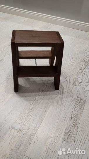 Стремянка деревянная