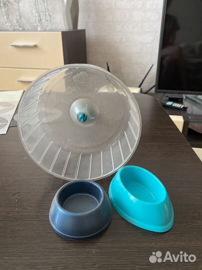 Колесо для хомяка и миски