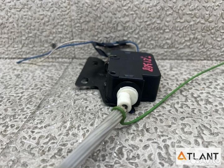 Замок лючка бензобака BMW 6-series