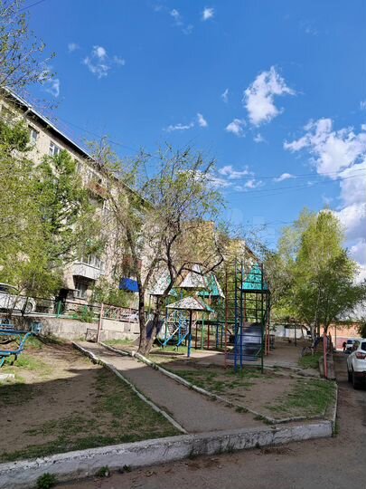 3-к. квартира, 50 м², 3/5 эт.