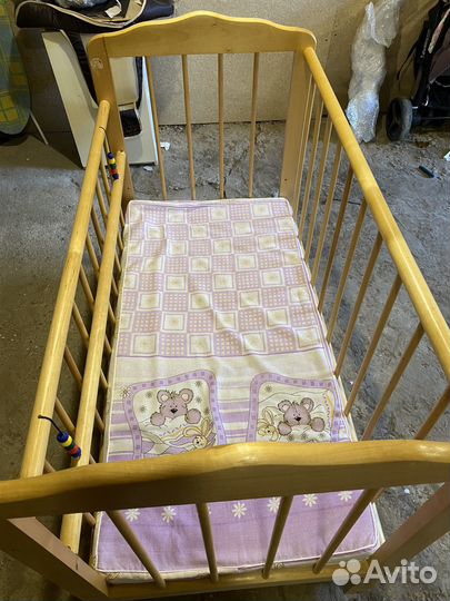 Детская кроватка