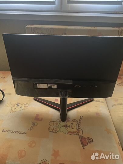 Монитор LG 24 дюйма