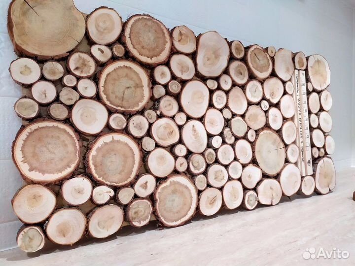 Панно из можжевельника с термометром 30х60