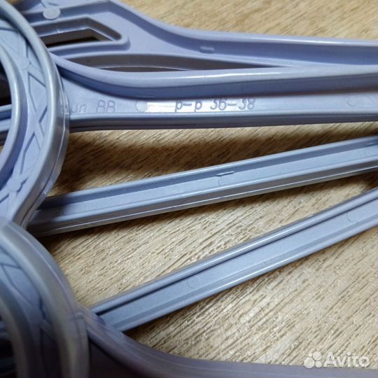 Вешалки плечики детские 5 шт