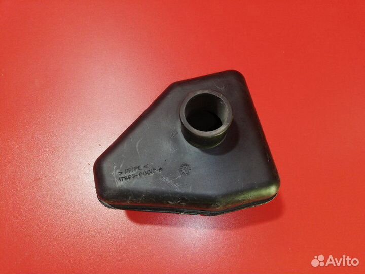 Резонатор воздушного фильтра Toyota Hilux Surf