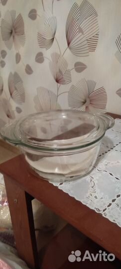 Стеклянная кастрюля