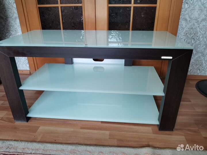 Стойка под Hi-Fi аппаратуру