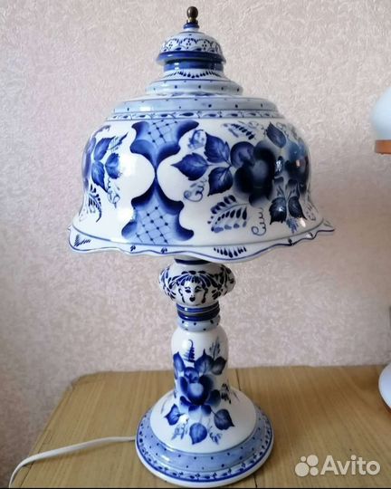 Лампа настольная гжель