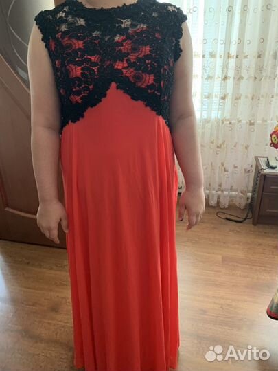 Платье вечернее