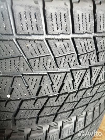 Bridgestone Blizzak DM-V1 225/60 R18 100