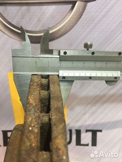 Тормозной диск перед Nissan almera G15 Лев, Прав