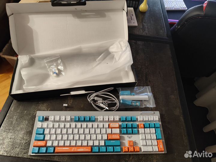 Беспроводная механическая клавиатура Aula F3050