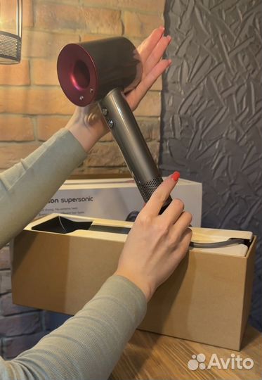 Dyson HD08 Малайзия