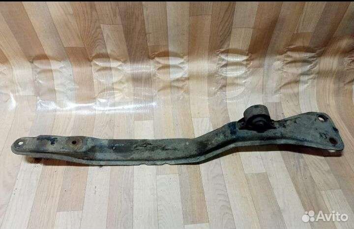 Подрамник передний E52A