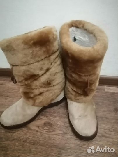 Женские унты