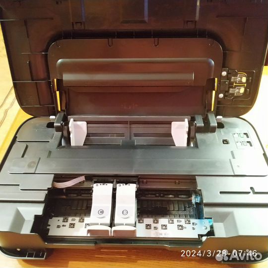 Цветной струйный принтер canon