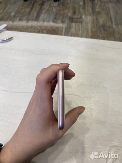 iPhone 7, 32 ГБ