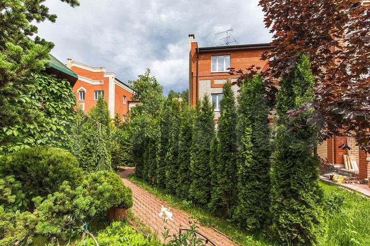 Таунхаус 180 м² на участке 2 сот.