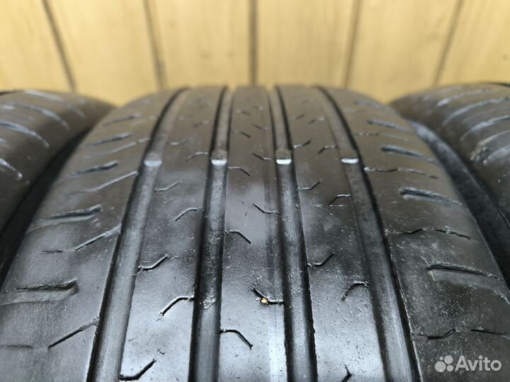 Continental ContiEcoContact 5 215/55 R17 94V