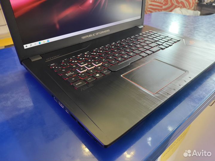 Игровой asus 17.3