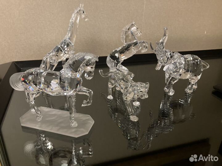 Фигурки Swarovski