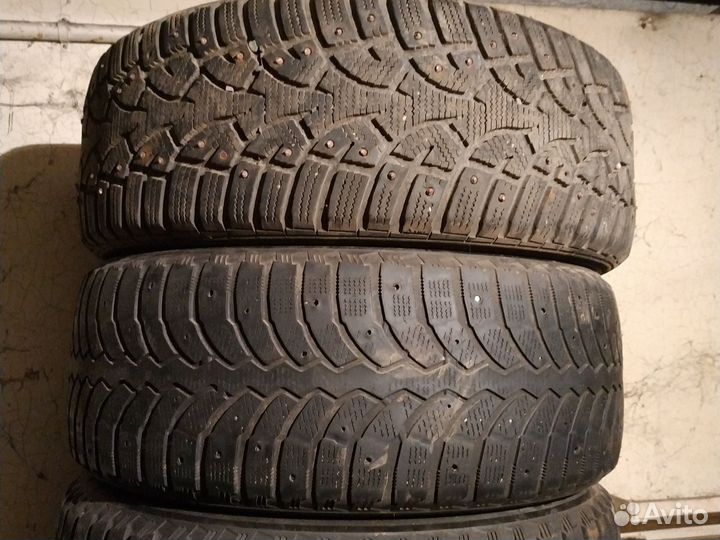 Bridgestone Blizzak DM-V1 205/55 R16