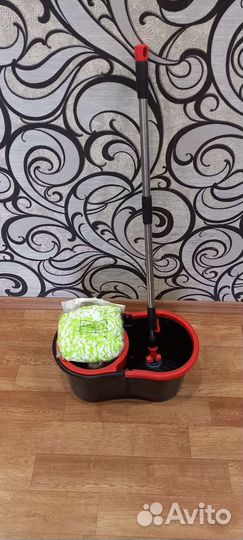 Ведро для мытья пола со шваброй