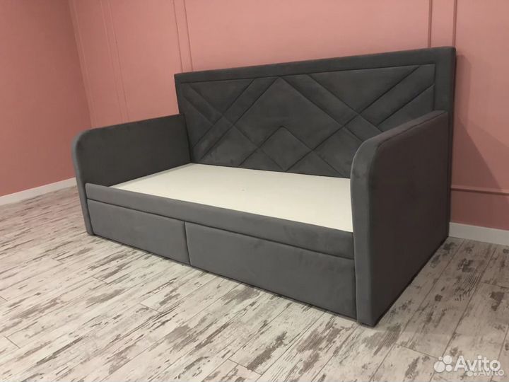 Детская кровать-диван / 2в1 / в ассортименте
