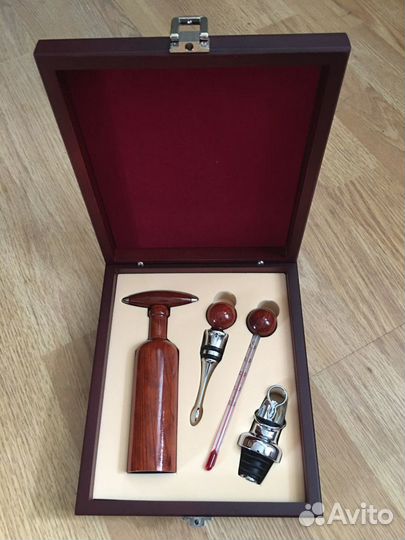 Винный набор подарочный