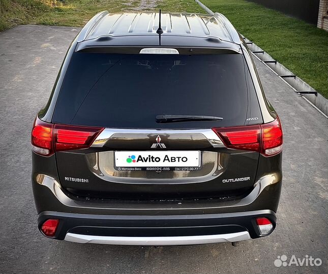 Mitsubishi Outlander 2.0 CVT, 2016, 136 600 км