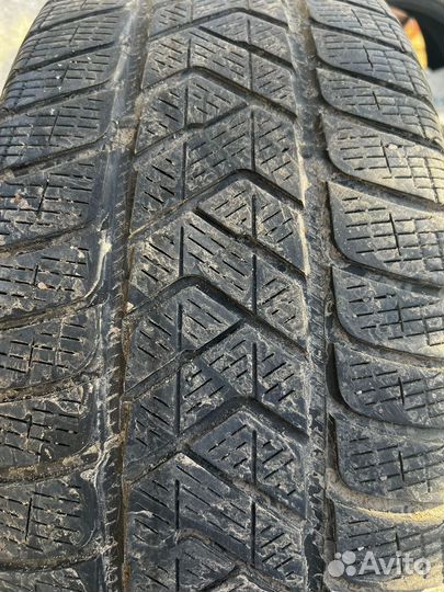 Pirelli Scorpion 235/65 R17