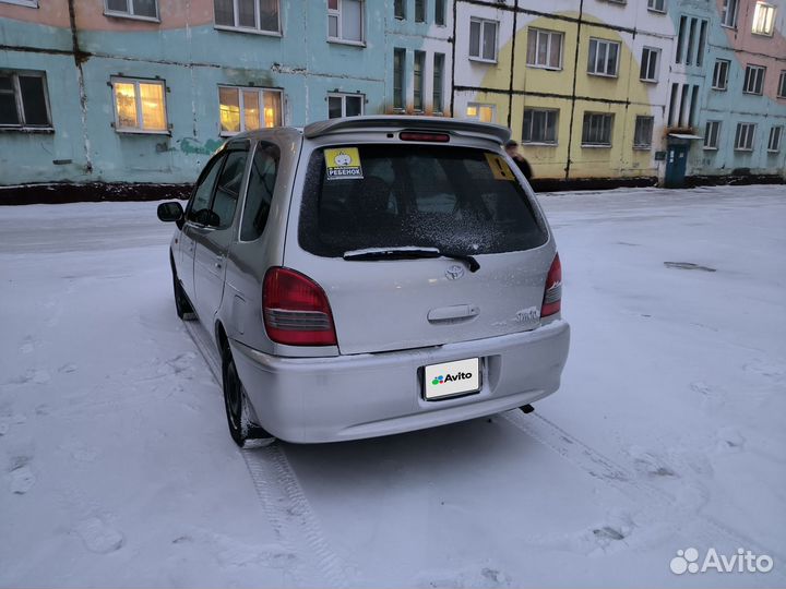 Toyota Corolla Spacio 1.6 AT, 2000, 299 999 км