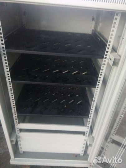 Телекоммуникационный шкаф