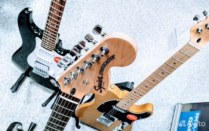 Электрогитара Fender Squier