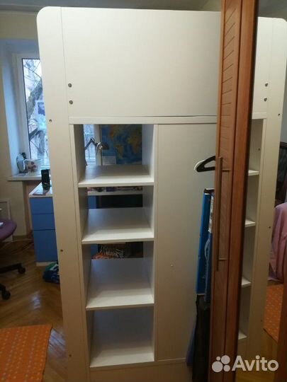 Детская мебель, кровать, стеллаж, кресло