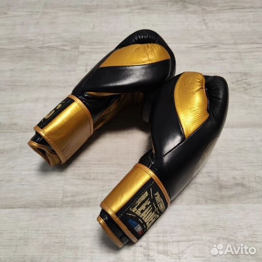 Перчатки боксёрские Leaders Professional 12 oz