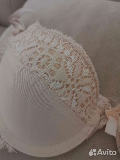 Бюстгальтер