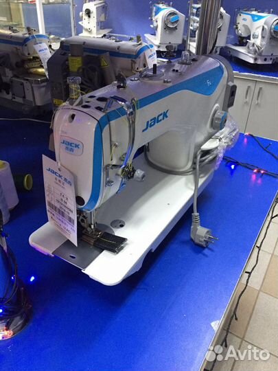 Промышленная швейная машина Jack JK-F4H (комплект)