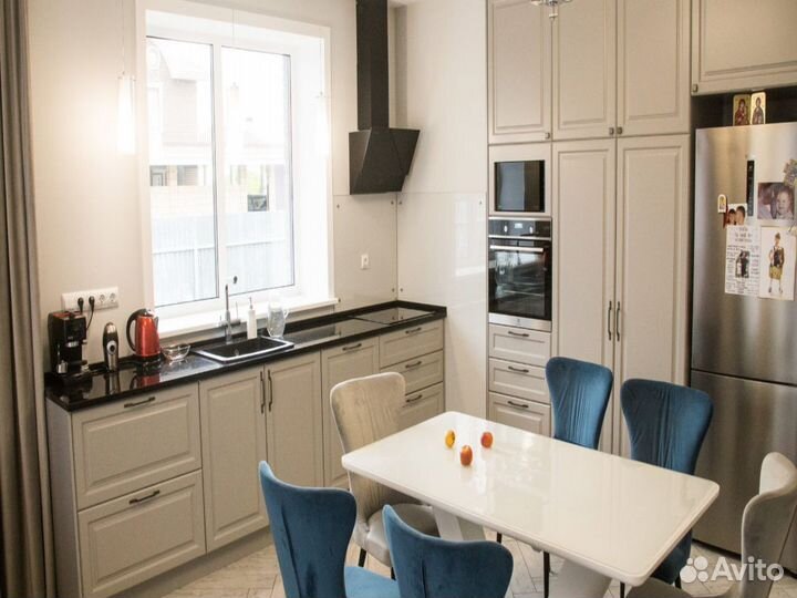 Столешница для кухни черная, из камня