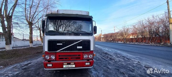 Volvo F12 с полуприцепом, 1987