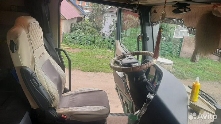 Mercedes-Benz Actros 1845LS с полуприцепом, 2021