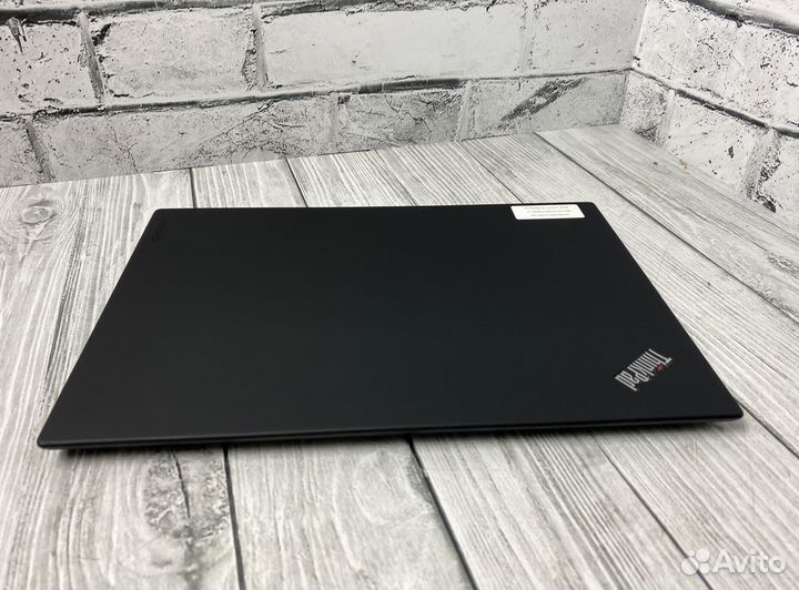 Ультрабук Lenovo Сarbon X1-i7-16озу-512ssd