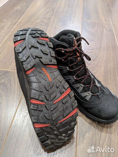 Зимние треккинговые ботинки tecnica 44р-р
