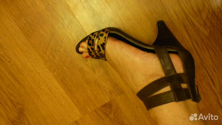 Туфли на каблуке новые