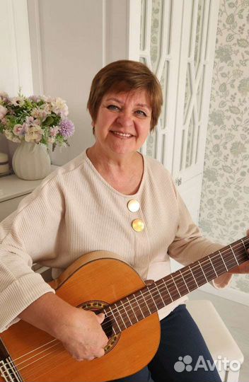 Репетитор, преподаватель по игре на гитаре