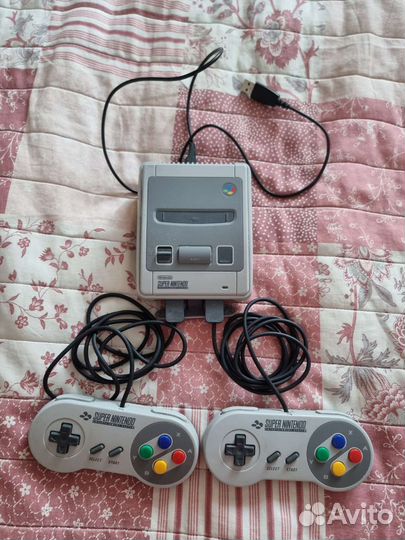Super nintendo classic mini (snes)