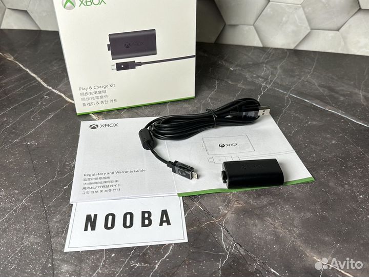 Аккумуляторная батарея Microsoft Xbox + Micro-USB