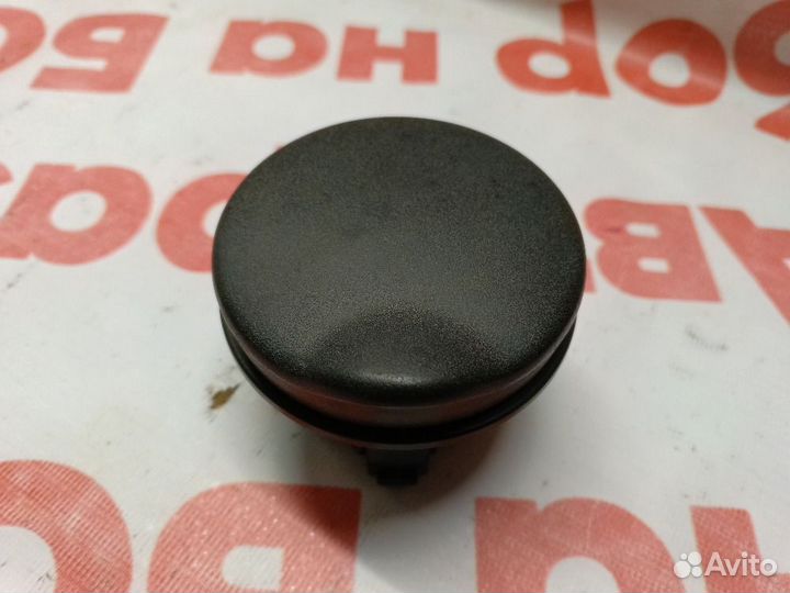 Пепельница Toyota Alphard I