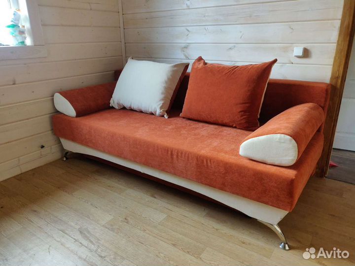 Диван еврокнижка