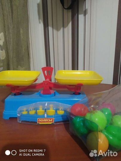 Весы детские,с гирями,с продуктами